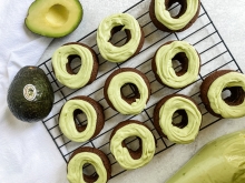 Hannah Kling of Lovely Delites shared her Chocolate Avocado Donuts topped with a California Avocado Buttercream Frosting recipe on her blog and social channels.