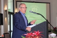 CAC Vice President of Marketing Terry Splane presented California avocado differentiators and brand messaging to the NorCal Luncheon attendees.
